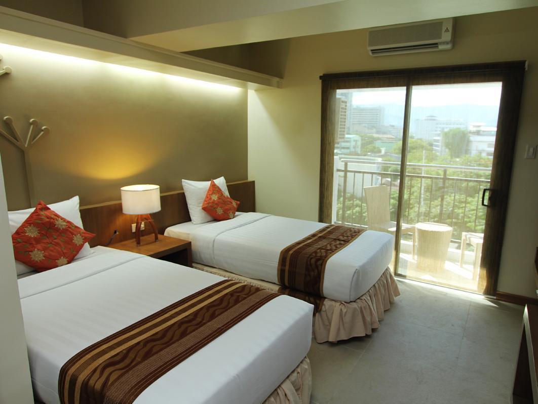 City Suites Ramos Tower Cebu Buitenkant foto