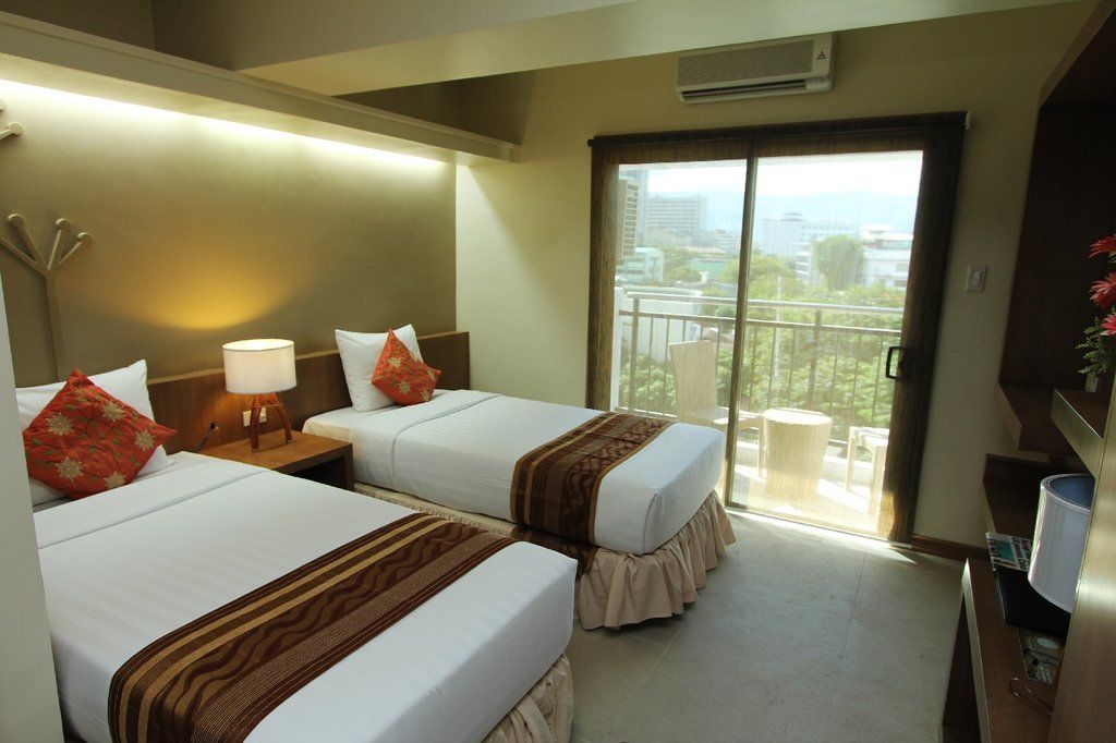 City Suites Ramos Tower Cebu Buitenkant foto