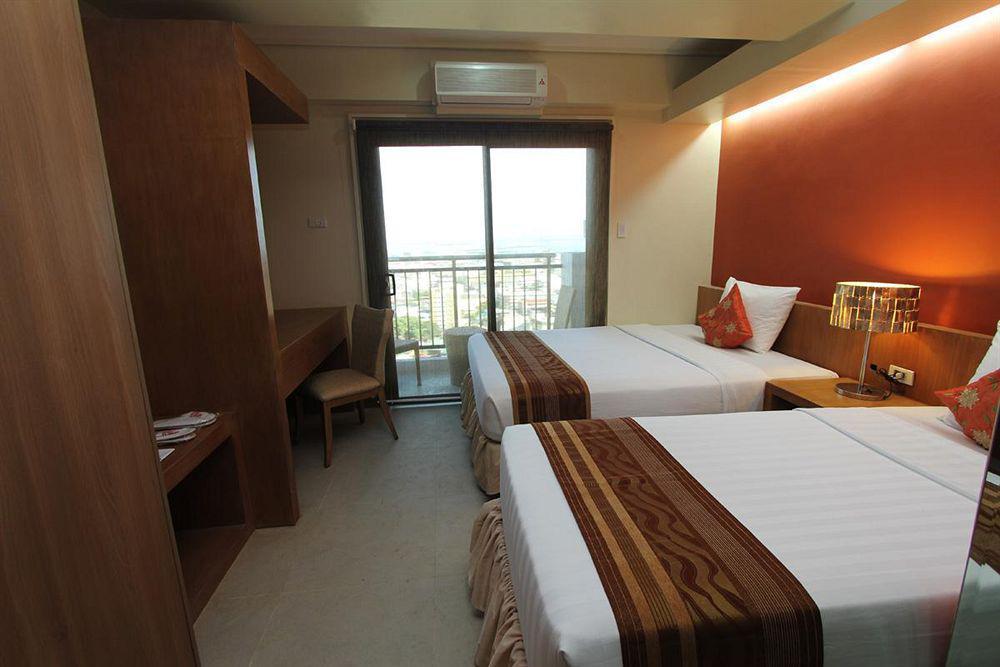 City Suites Ramos Tower Cebu Buitenkant foto